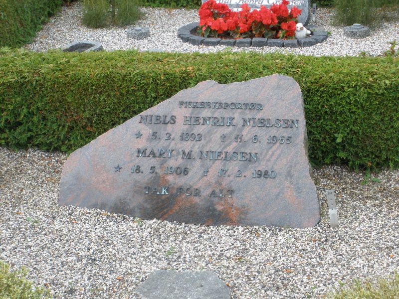 Mary M. Nielsen .JPG